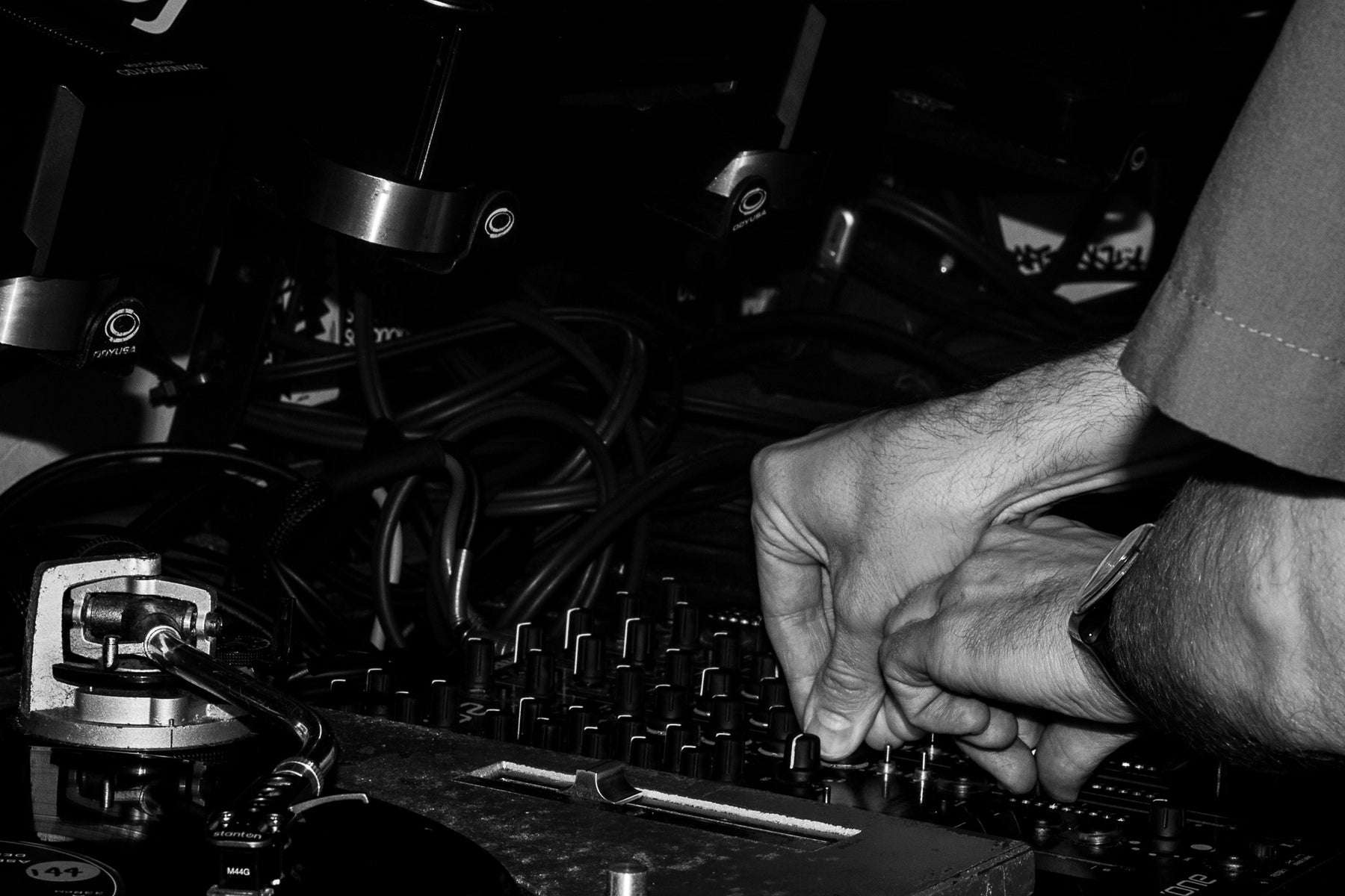 DJ LESSONS – SMALL RAVE
